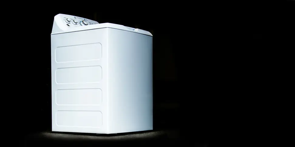The GE GTW460ASJWW has a simplistic design