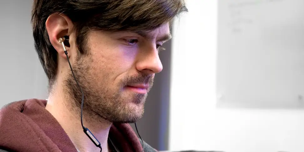 These are the best headphones under $200.