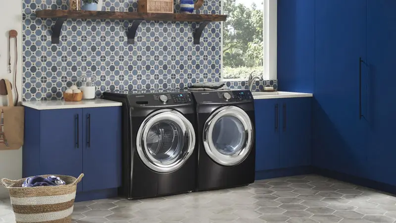 The Samsung DVE45N5300V dryer