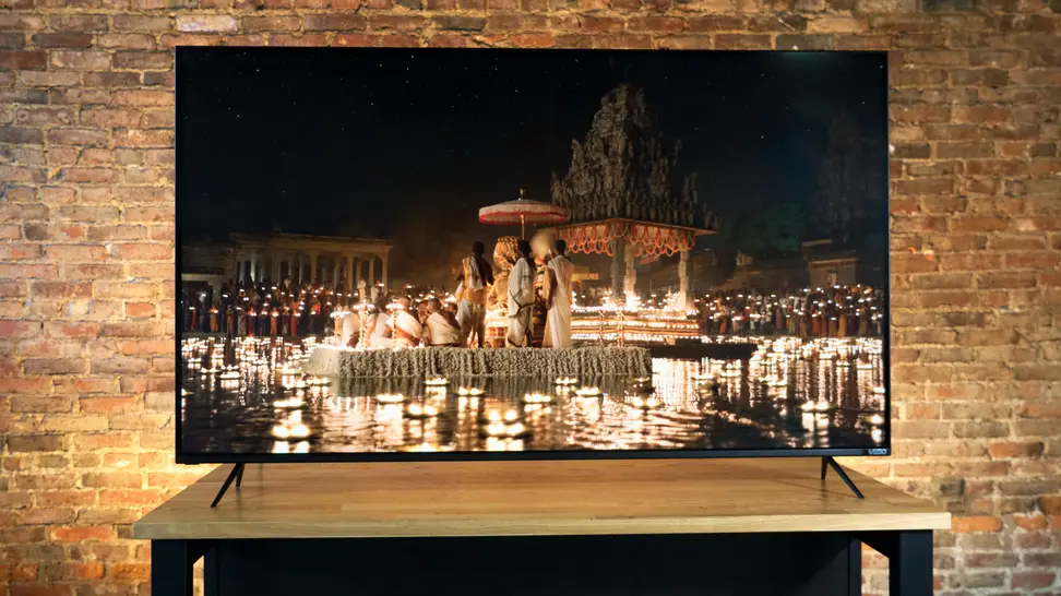 Vizio M Series (2018) with content on the screen