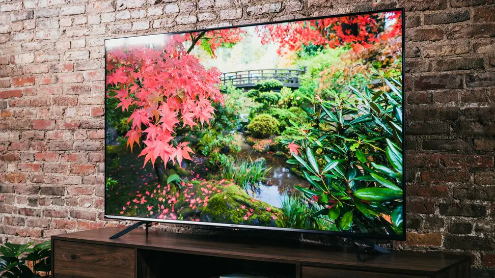 The Hisense U7G displaying 4K/HDR content in a living room setting