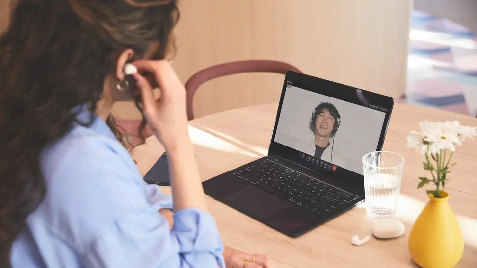 Online language lesson on a laptop, illustrating how Preply works for our Preply review.