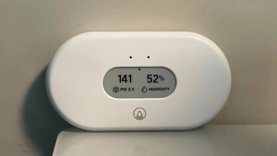 Airthings View Pollution Air Quality Monitor Review - Reviewed